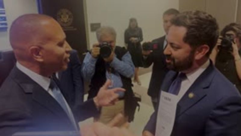 See Jeffries and Lawler confront each other over shutdown - CNN